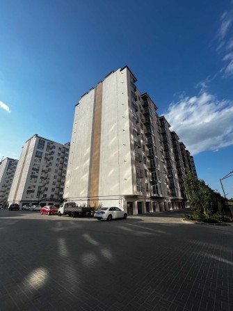 Продам квартиру ЖК Дніпровська Брама - фото 1