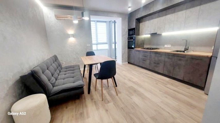 Продам квартиру 53 м2 с новым ремонтом  ЖК  Днепр. Брама 2 - фото 1
