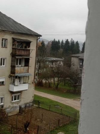 Продається квартира три кімнати недорого - фото 1