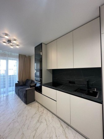 Продаж новоі 1к квавртири клубний будинок - фото 1