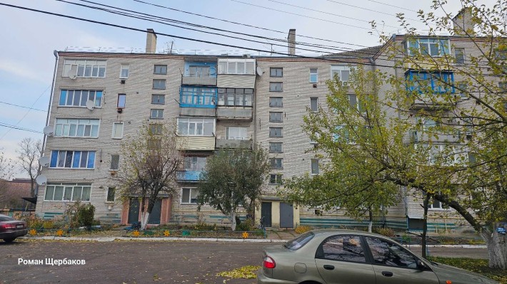 продається 2 кімнатна квартира - фото 1