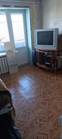 Продам двух кімнатну квартиру в центрі міста - фото 1