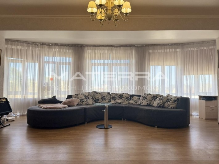 Продаж квартири 116м2 з РЕМОНТОМ в ЖК Чайка - фото 1