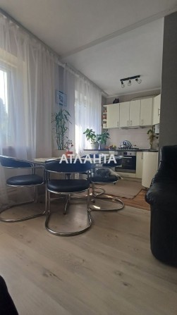 Продаж 2 кім. квартири в центрі Брюхович. - фото 1