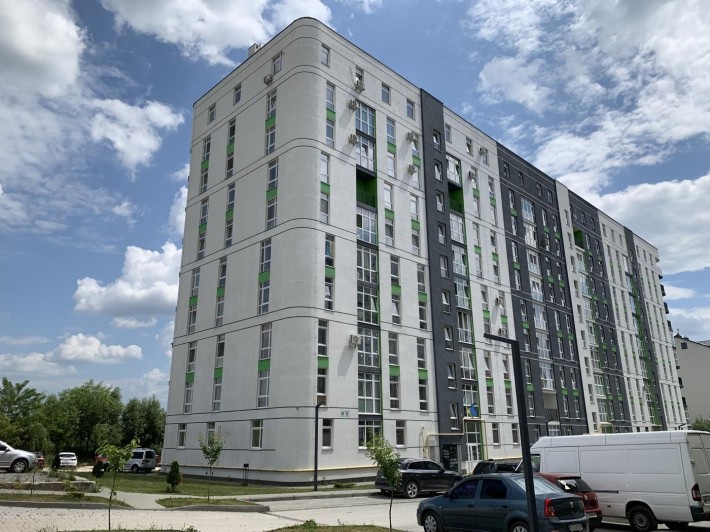 Двокімнатна квартира з частковим ремонтом в зданому будинку - фото 1