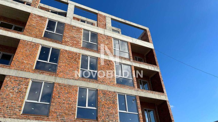 Продаж 2кім. квартири 70м2 \ ЖК Спортивна, вікна у двір, секція Б - фото 1