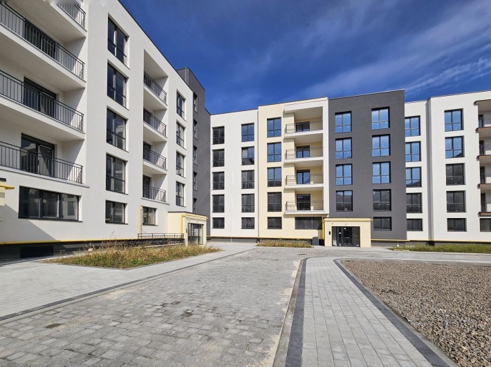 Продаж 2к квартири у зданій новобудові - фото 1