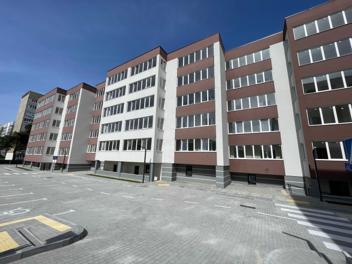 Продам 1 кімнатну квартиру 41 кв.м. м. Новояворівськ! - фото 1