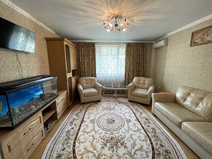 Продам 3 кімнатну квартиру 76.3 кв.м. м. Новояворівськ! - фото 1