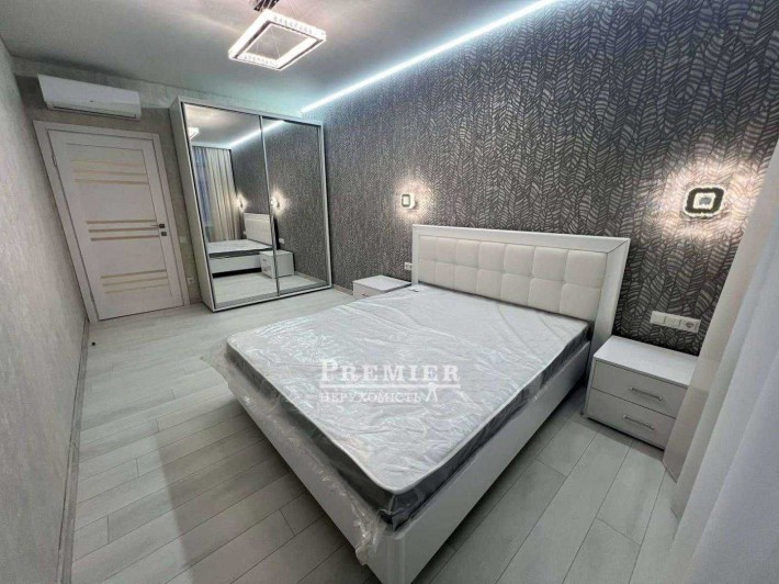 2-комнатная квартира 60 м2 Дорогой ремонт  ЖК 53 Жемчужина - фото 1