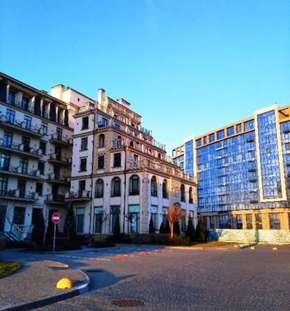 Черноморская Ривьера, ЖК Авторский  район 3 очередь - фото 1