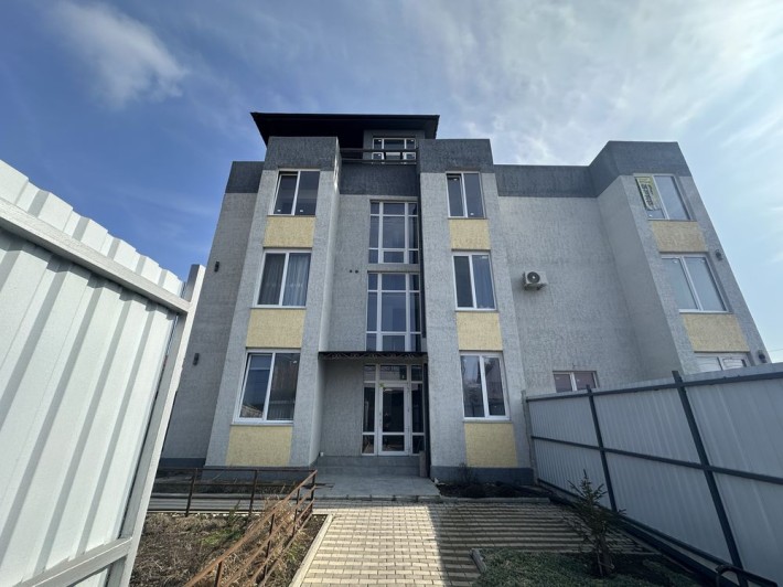 Квартира в малоквартирному будинку Червоний Хутір/ Чорноморка2 - фото 1