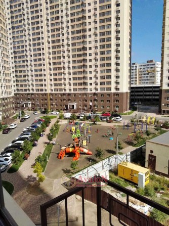 Продам 2-кім.квартиру в ЖК Кадор на вул.Сахарова. Вид на море - фото 1