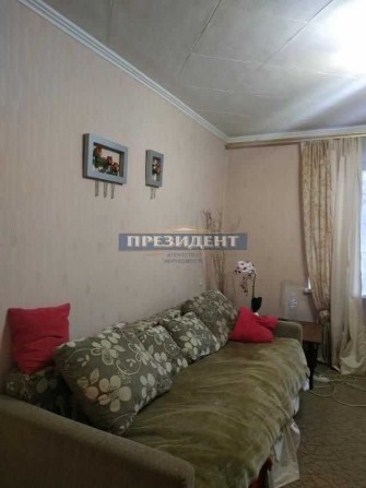 Продам 2 комнатную квартиру на Десантном бульваре - фото 1