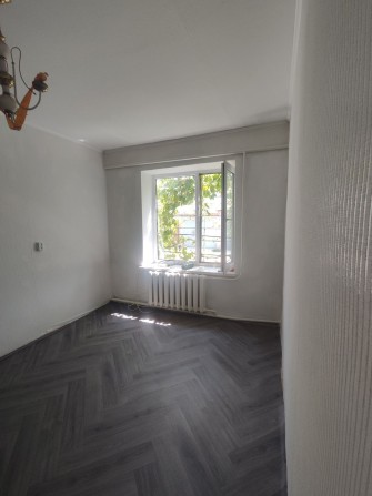 Продам квартиру. Возможен торг - фото 1