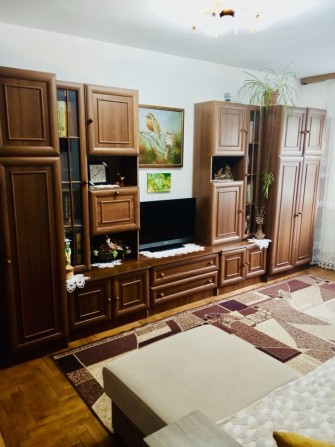 Продається 3-х кімнатна квартира - фото 1