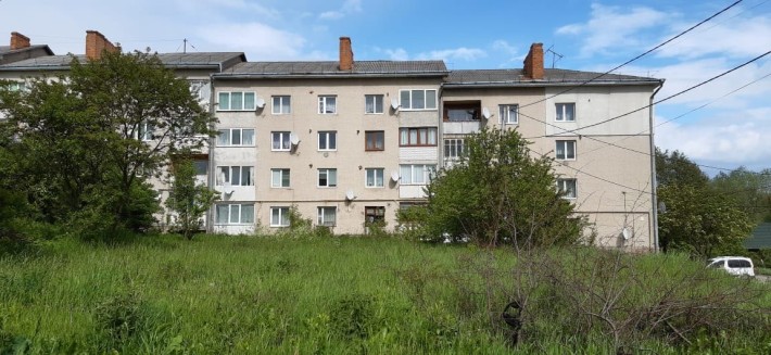 Продам 4 кімнатну квартиру в м. Зборів - фото 1