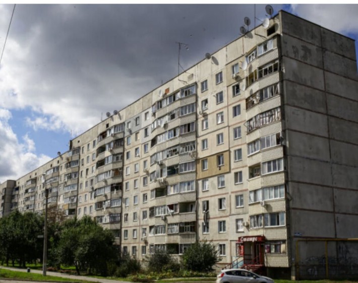Продам трикімнатну квартиру - фото 1