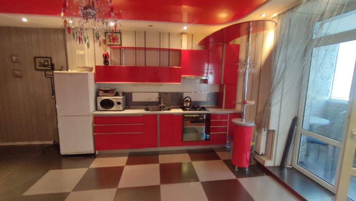 Продам квартиру в новострое 1 ком. студия 50 м2 Дружбы Народов 228 А - фото 1