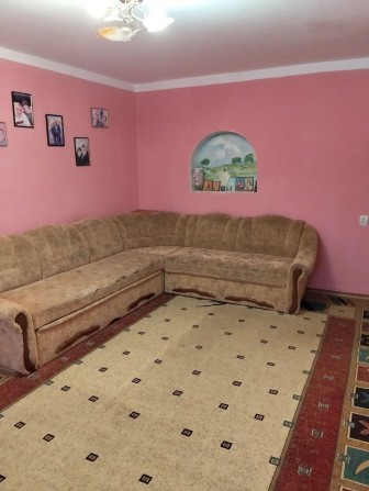 Продається трьох кімнатна квартира - фото 1