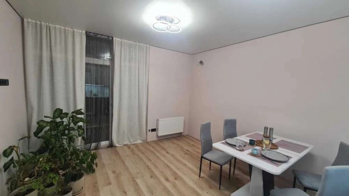 Продаж 2-к квартири вул. Святослава Хороброго 3 - фото 1