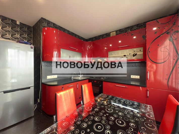 Продам 2х комн. В новом доме Ильинская (центр, р-н АТБ) - фото 1