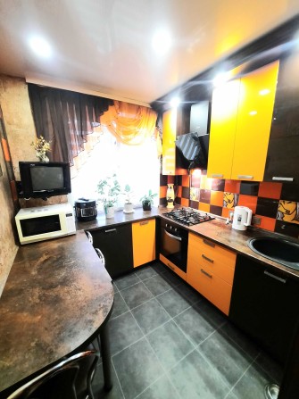 Продам 2к квартиру з ремонтом на вул.СКД - фото 1