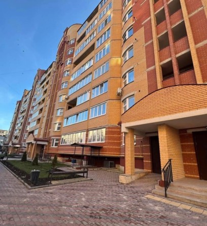 Продаж 1 кімнатної квартири, 47 м.кв, вул. О.Довженка - фото 1
