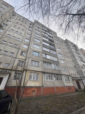 Продам 3 кімнатну квартиру - фото 1