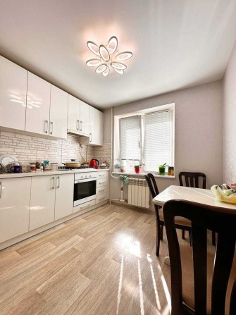 Продаж 3-кімнатної квартири вул. Реміснича. 5/9 поверх - фото 1