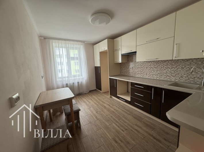 Продам однокімнатну квартиру у цегляному будинку з двома підвалами - фото 1