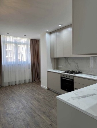 Продаж 1 кім зданої новобудови - фото 1