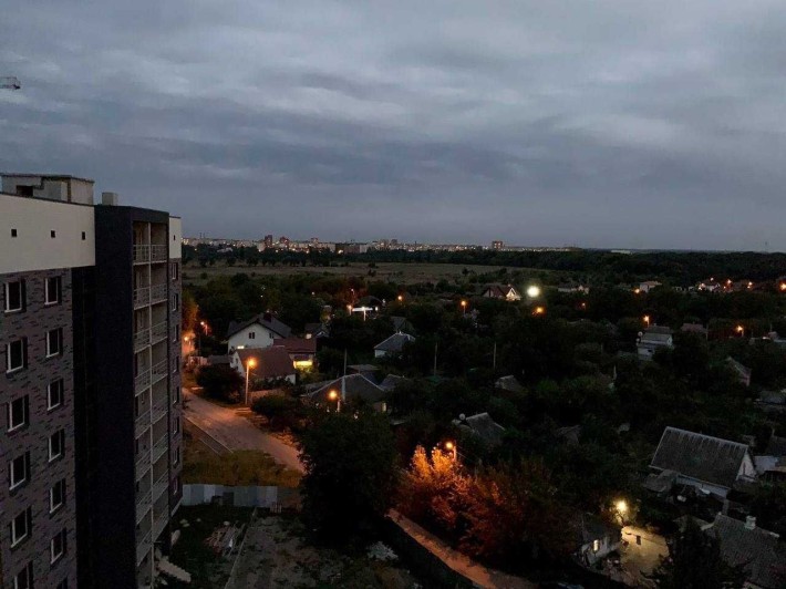 Продаж 1к квартири 40кв. м на вул. Чумацький шлях 83 (Юрівка) - фото 1