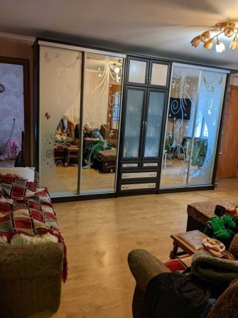 Продається 3-кімнатна квартира з гарним краєвидом \ - фото 1