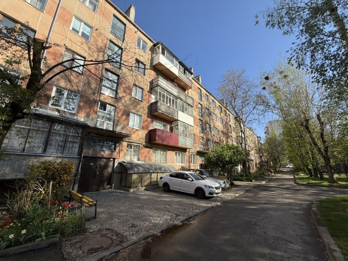 Продаж квартири на Східному масиві - фото 1