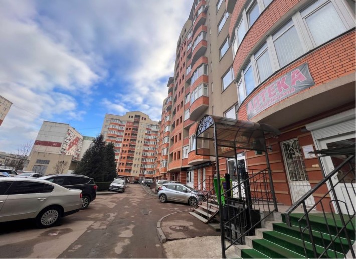 Продаж 2х кім квартири з ремонтом ПРОСПЕКТ 114 - фото 1