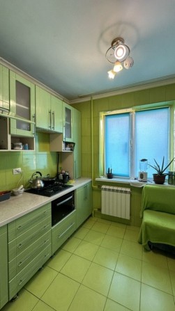Продаж 4 квартири, Черепіна,район Епіцентр - фото 1