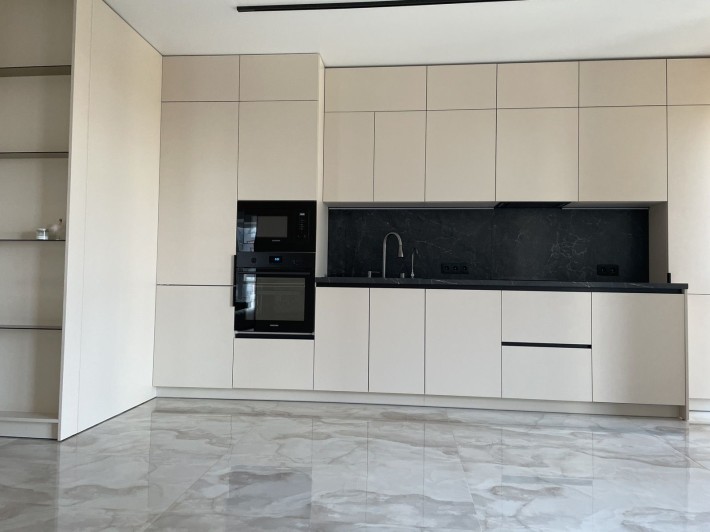 Продаж 2 кімнатної квартири ЖК West Towers  м. Ужгород - фото 1