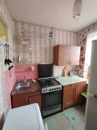 2к квартира з окремими кімнатами, середній поверх! - фото 1