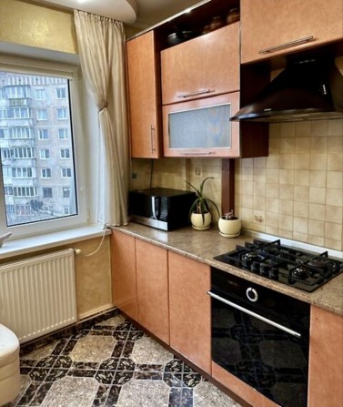 Продаж 2к квартири вул. Петлюри - фото 1