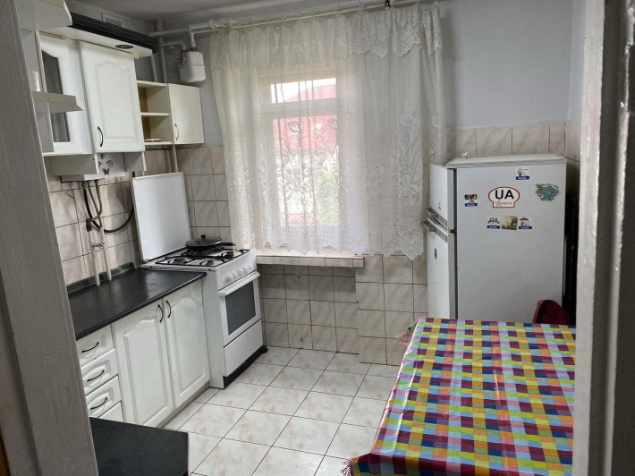 Продаж 3 х кімн квартири з паркомісцем в Ужгороді! - фото 1