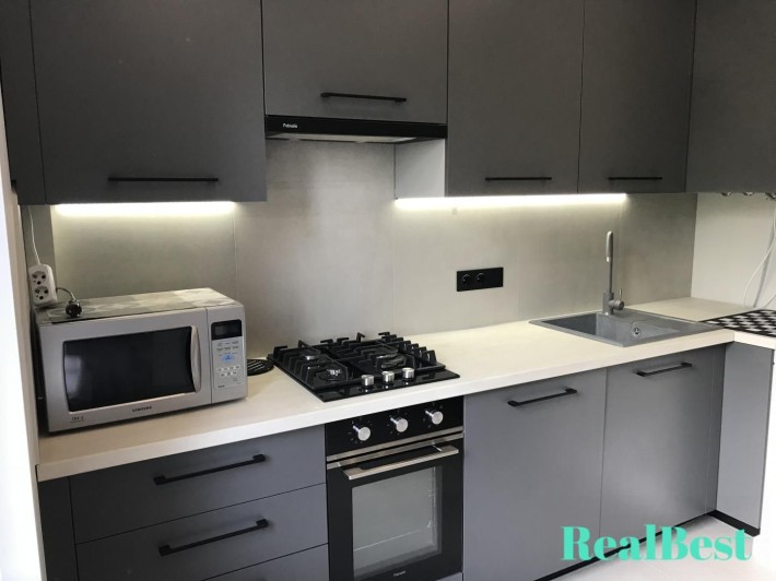 Продаж вишуканої  1 кімнатної квартири в районі Чайки - фото 1