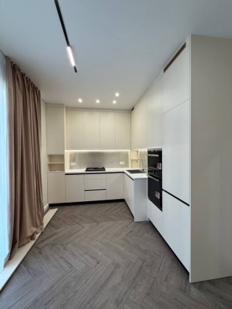 Продаж вишуканої дизайнерської 2-х кімнатної квартири - фото 1