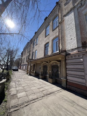_Простора однокімнатна в цегляному будинку - фото 1