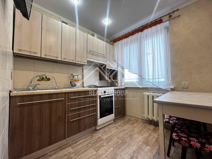 Продаж 3к квартири-брежнівки на Вадима Гурова - фото 1