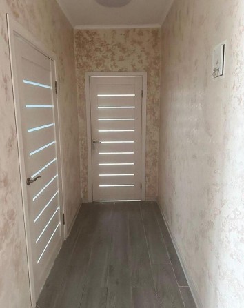 Затишна 2х кімнатна квартира в новобудові з ГАЗОВИМ ОПАЛЕННЯМ !!! - фото 1