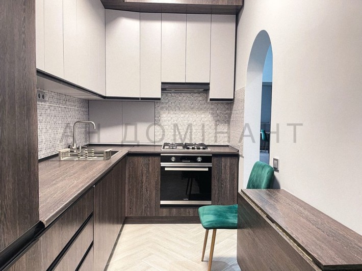 Продається 2кімн квартира в старому фонді - фото 1