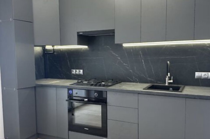 Продаж 1-кімнатної квартири з на вул. Богомольця, (газ) - фото 1