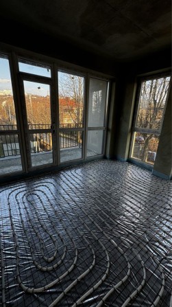 Продаж 2 к та 1,5 к квартири в новобудові  поруч з центром - фото 1