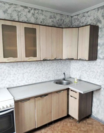Однокімнатна на Г. Крут , 7/10 з ремонтом - фото 1